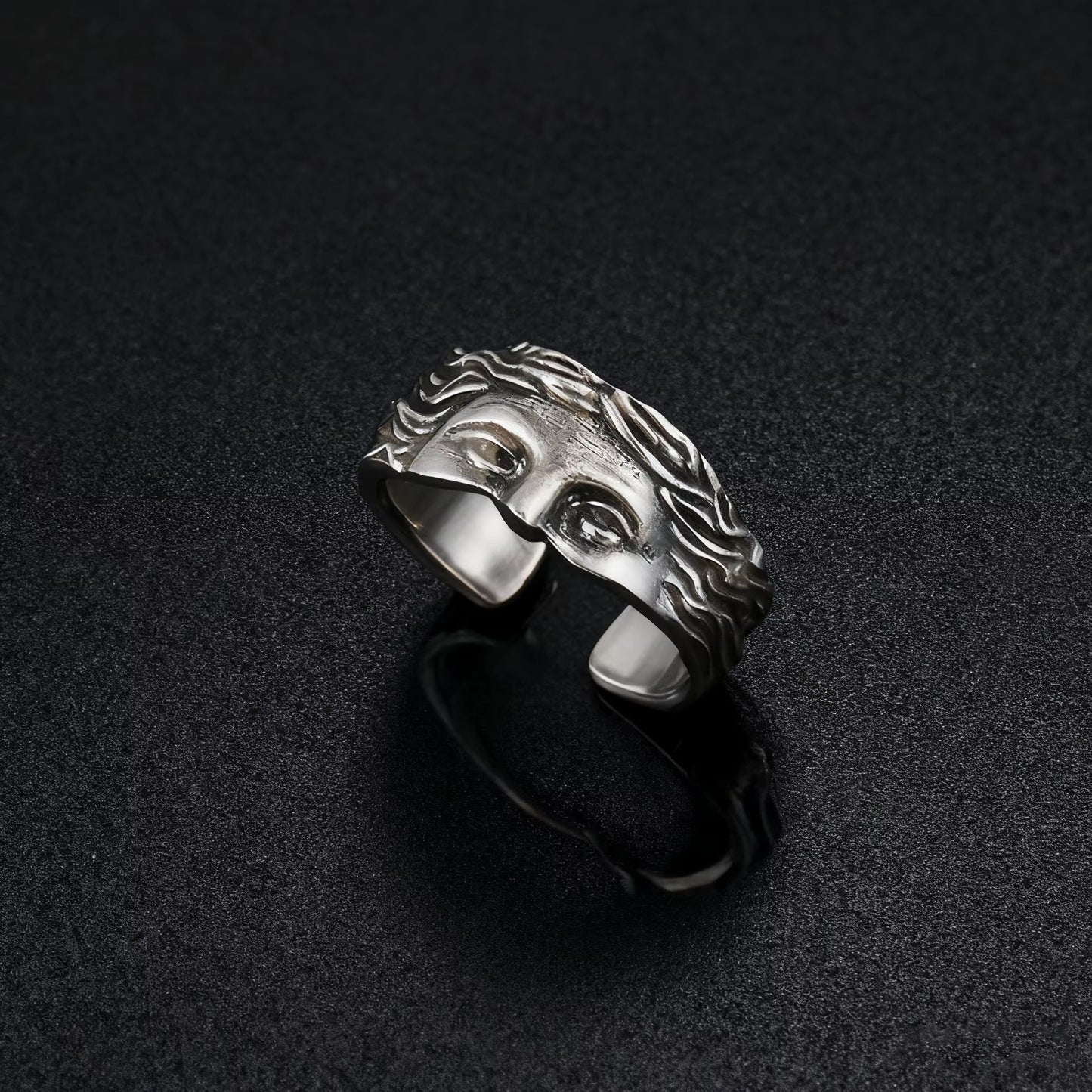 Men's Creative Venus Mask Ring in Retro Vintage Thai Silver Relief - Adjustable Opening Design, Ideal Confession Gift