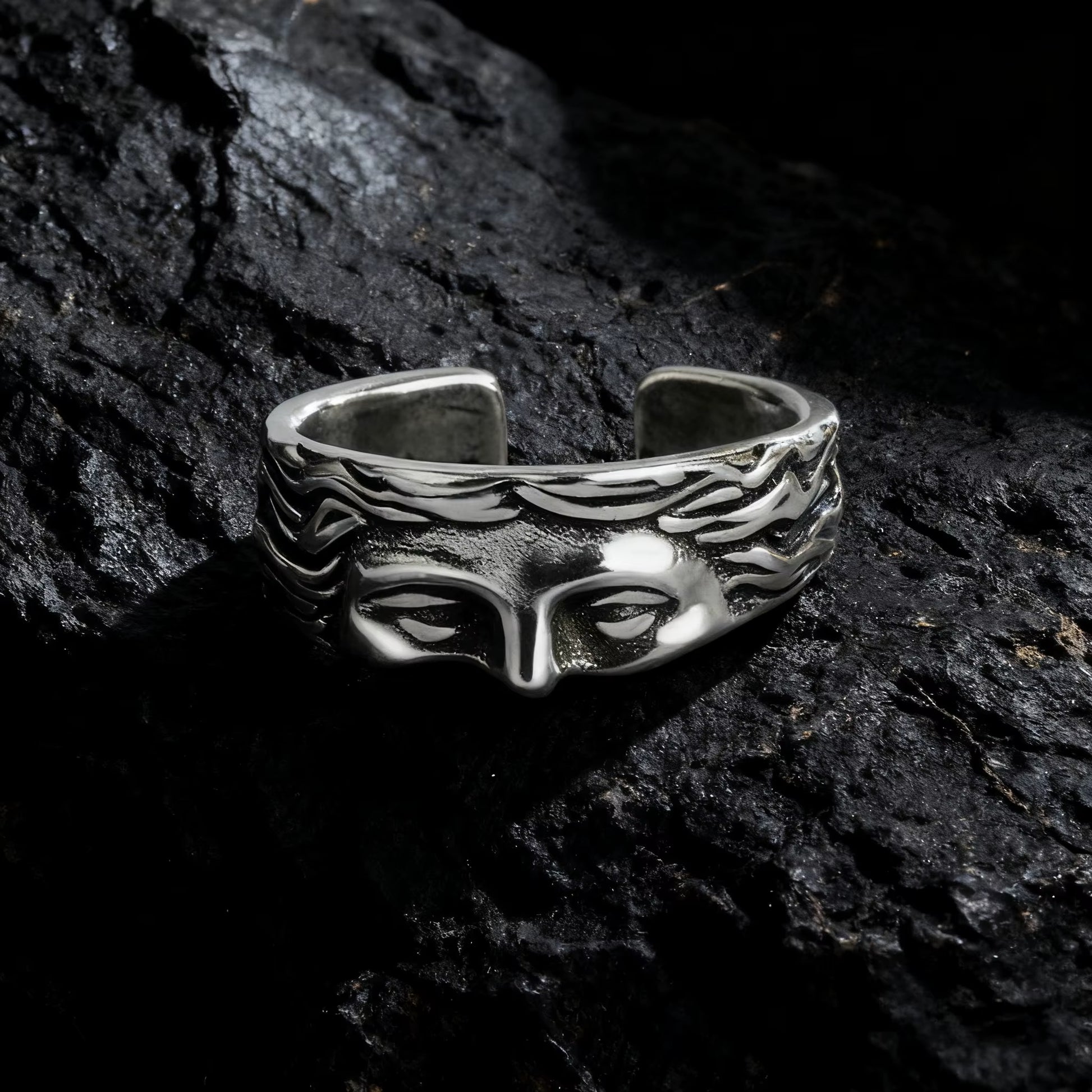 Men's Creative Venus Mask Ring in Retro Vintage Thai Silver Relief - Adjustable Opening Design, Ideal Confession Gift