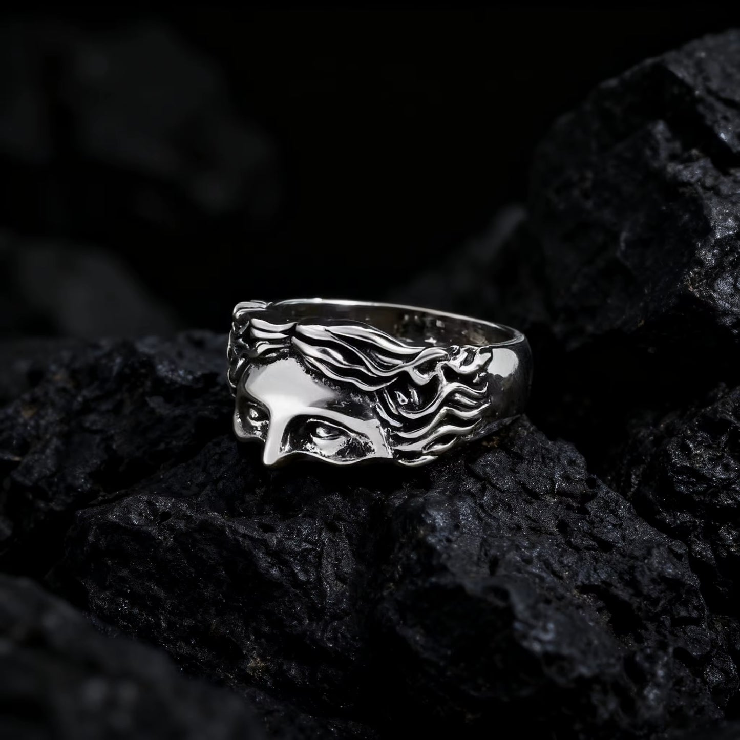 Men's Creative Venus Mask Ring in Retro Vintage Thai Silver Relief - Adjustable Opening Design, Ideal Confession Gift